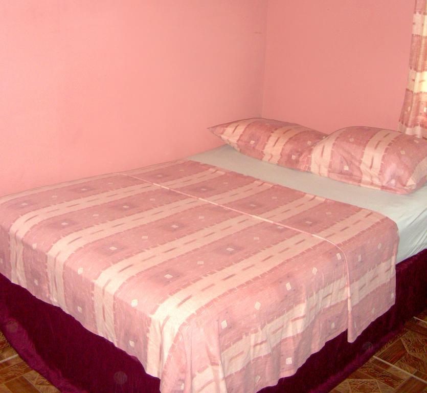 Shalom Guest House Limited Port of Spain Room photo